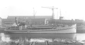 Valentin Gorbena - suction hopper dredger with pipe to the front