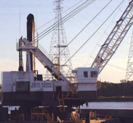 Virginian - clamshell dredger