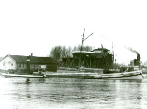 VLAANDEREN II- SUCTION HOPPER DREDGER WITH PIPE TO THE FRONT