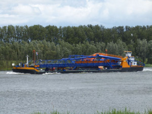 Weert grab hopperbarge