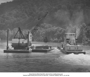 No. 645 - clamshell dredger