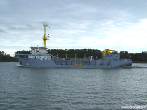 Yasin - trailing suction hopper dredger