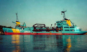 Yavaros D-04 - trailing suction hopper dredger